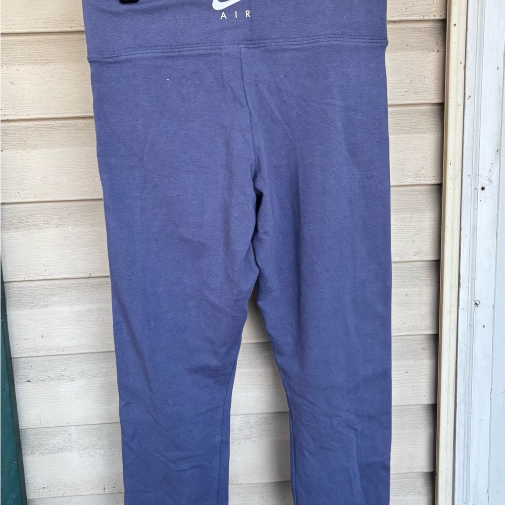 Nike Women's Air Tights in Lavender Mist - Picture 6 of 12